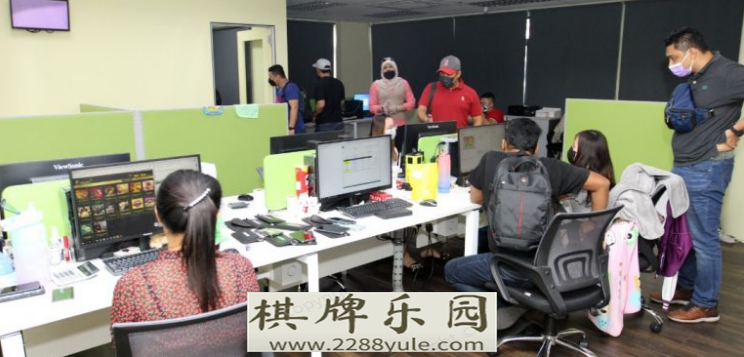马来西亚警方捣毁两网赌呼叫中心抓获9名“菜农